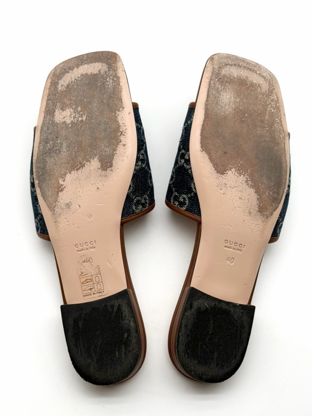 Gucci Jolie Denim Marmont GG
Monogram Miro Calfskin Slide
Sandals EU 40 US 10 - Picture 10 of 12